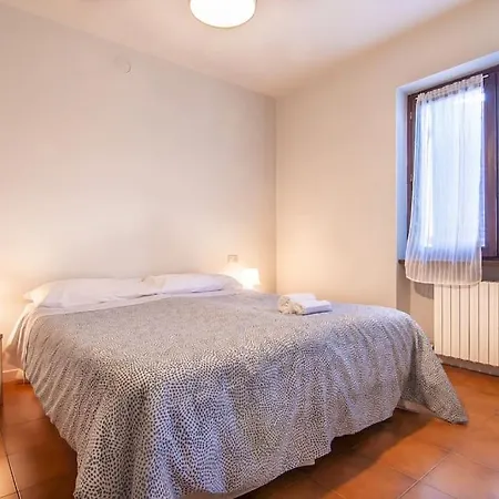- Castel San Pietro * Verona