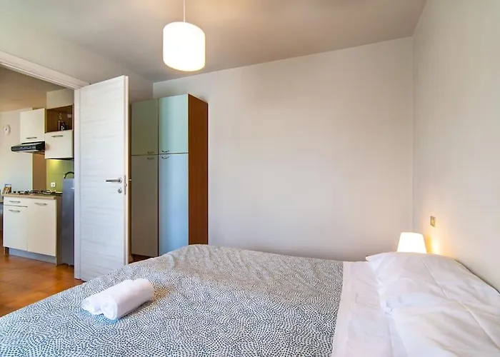 - Castel San Pietro Apartmán Verona