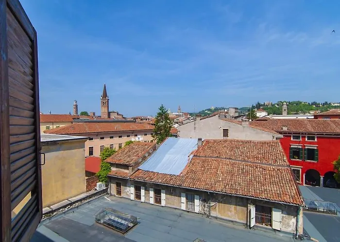 - Castel San Pietro Apartment *