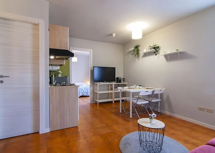 - Castel San Pietro Apartment